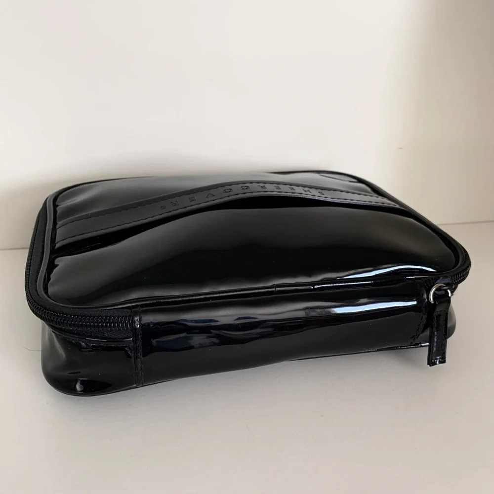 Sheer cover black patent vanity case
